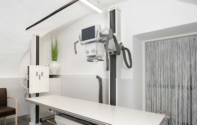 Modernes Röntgengerät